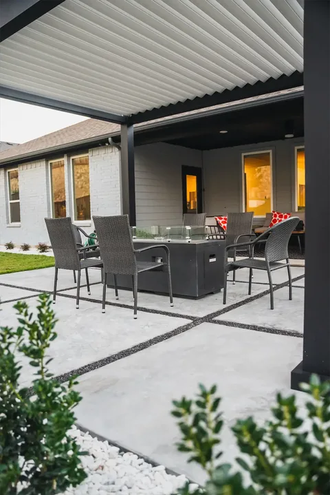 Outdoor Living
